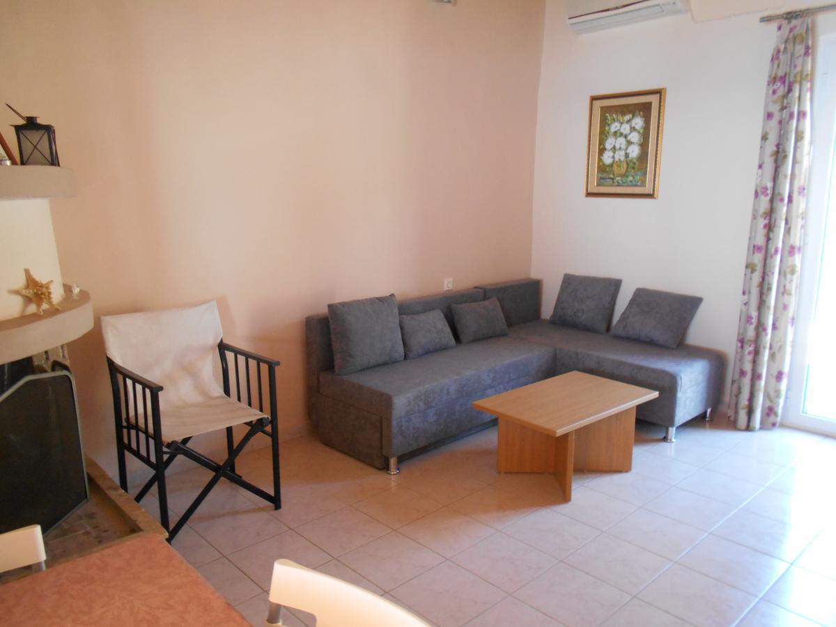 Zephyros Rooms And Apartments Drymon Luaran gambar