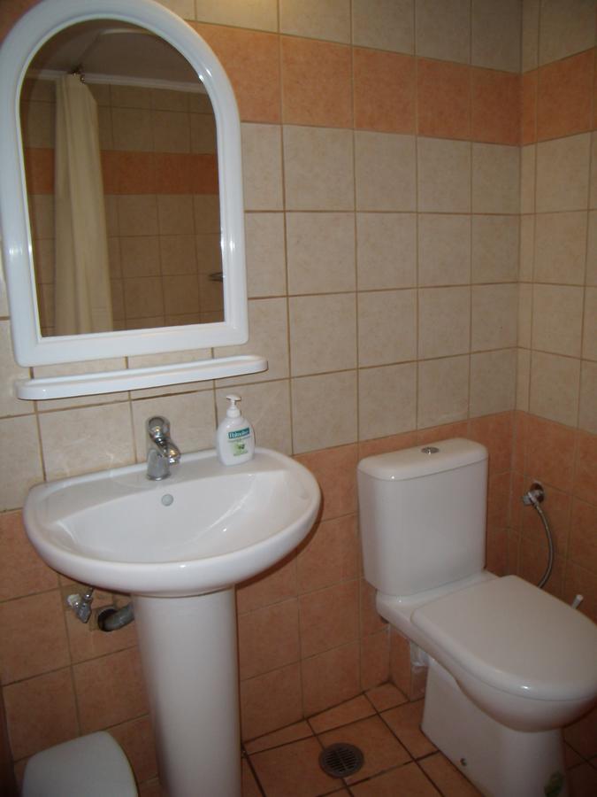Zephyros Rooms And Apartments Drymon Luaran gambar